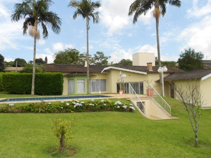 Casa em Condomínio com 2 suítes no Jardim Nossa Senhora das Graças