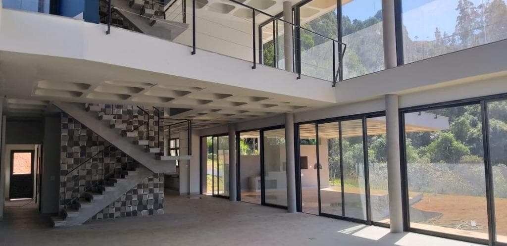 Casa em Condomínio com 4 suítes no Loteamento Fazenda Dona Carolina