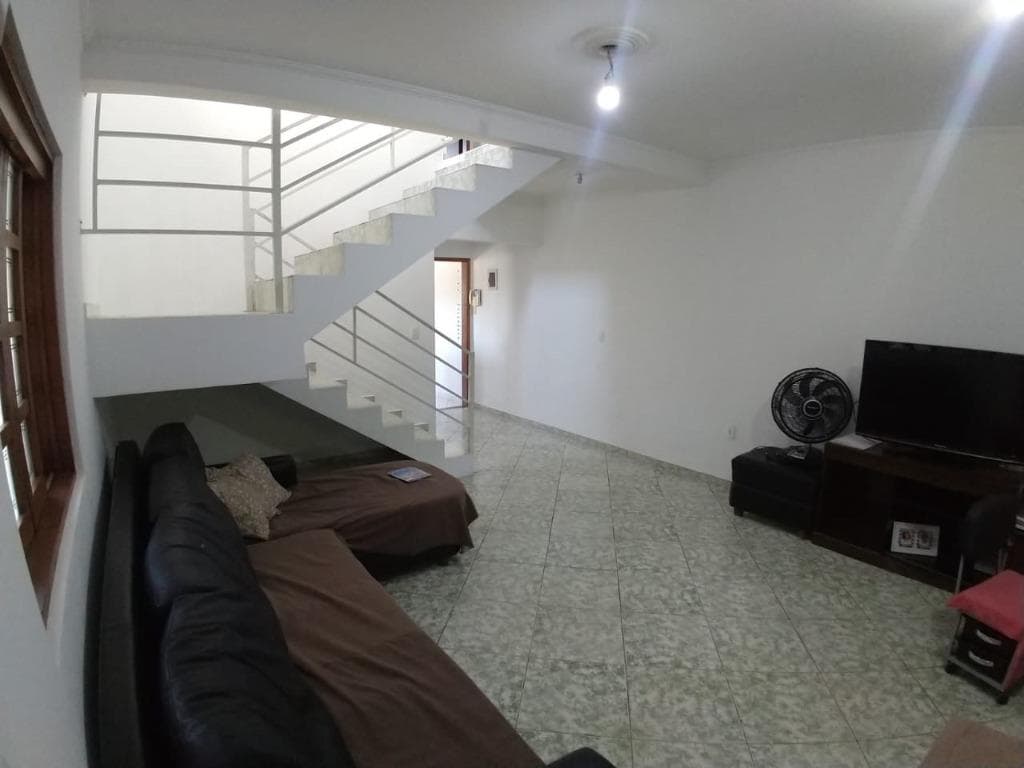 Casa de rua com 1 suíte no Jardim Ipê — foto 3