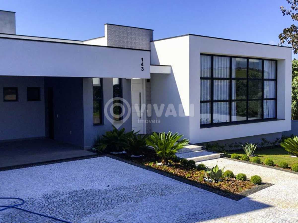 Casa em Condomínio com 3 suítes no Reserva Santa Rosa