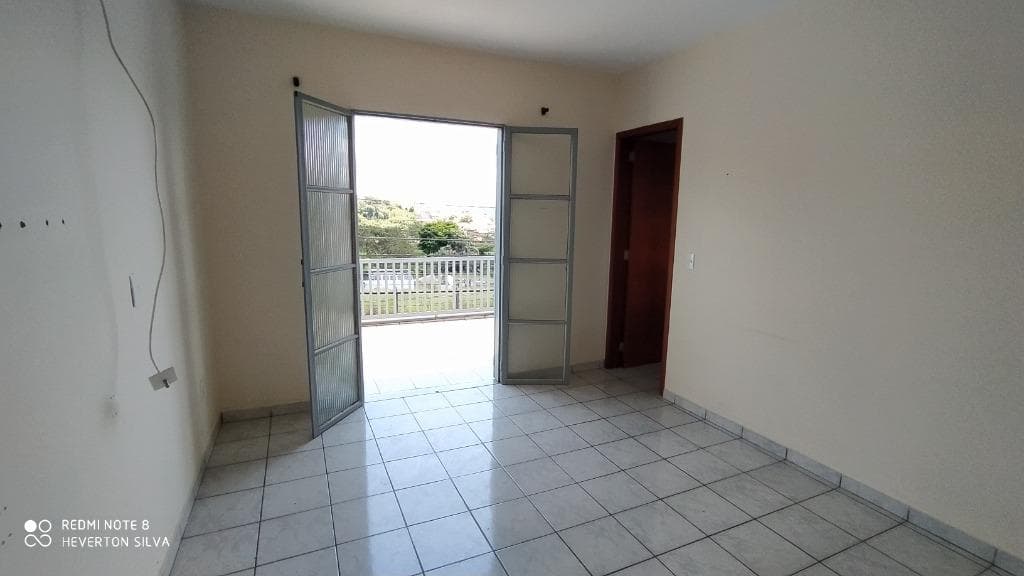 Casa de rua com 1 suíte no Jardim Alto de Santa Cruz — foto 3