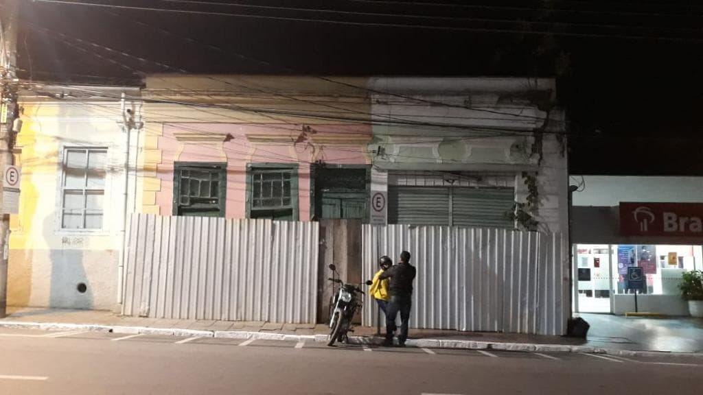 Casa de rua com 2 quartos no Centro — foto 2