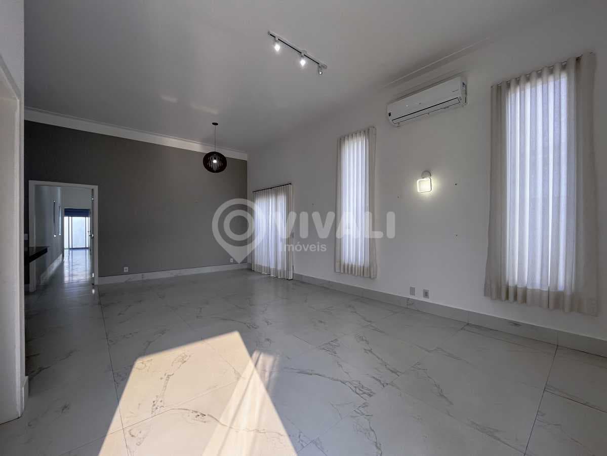 Casa em Condomínio com 3 suítes no Condominio Ville De France — foto 3