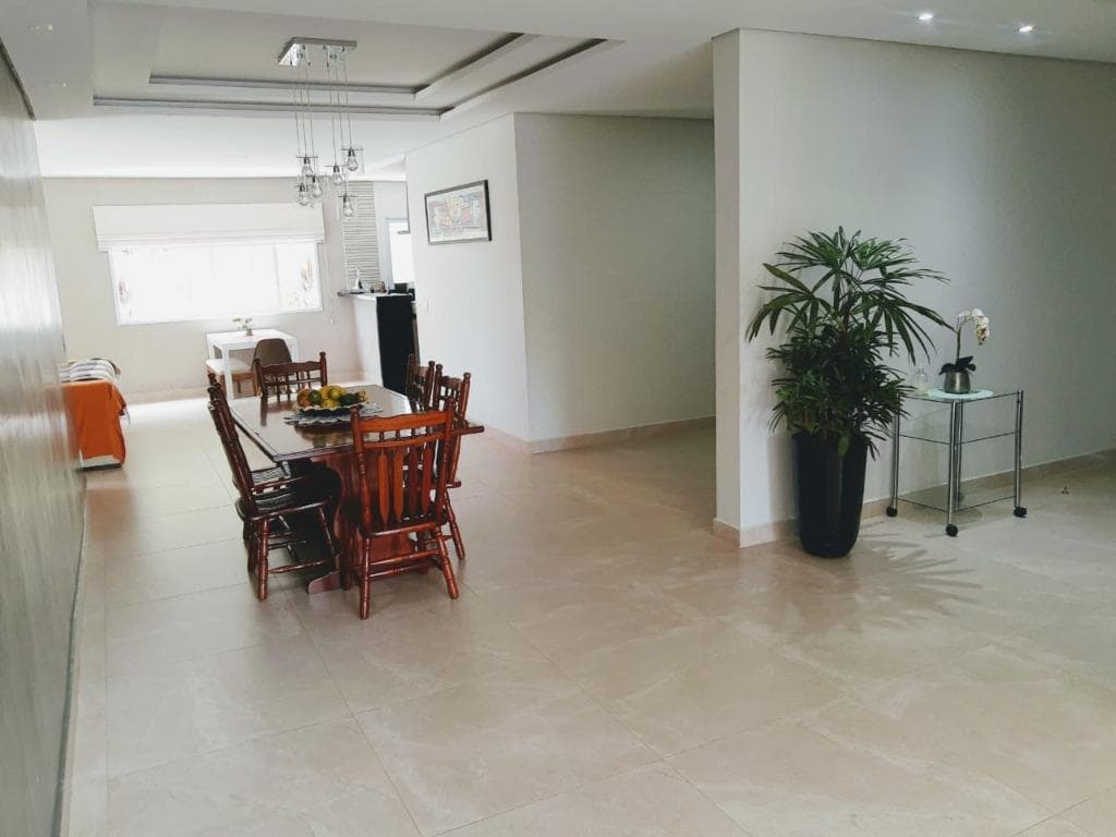 Casa em Condomínio com 4 suítes no Condominio Village Das Palmeiras — foto 3