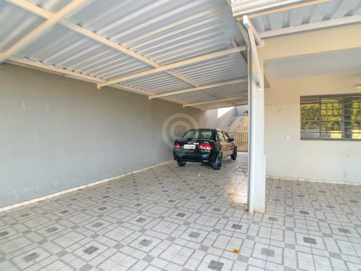 Casa de rua com 2 suítes no Clube de Campo — foto 2