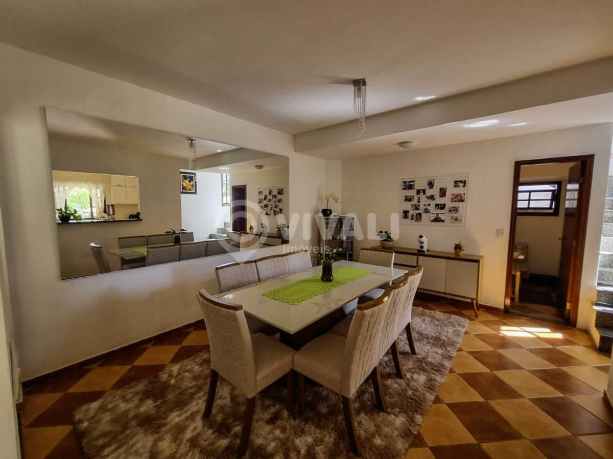 Casa em Condomínio com 2 suítes no Condomínio Jardim das Paineiras — foto 3