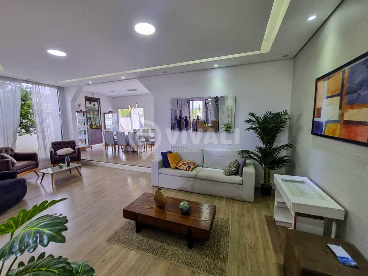 Casa em Condomínio com 4 suítes no Condomínio Bosque Dos Pires — foto 2