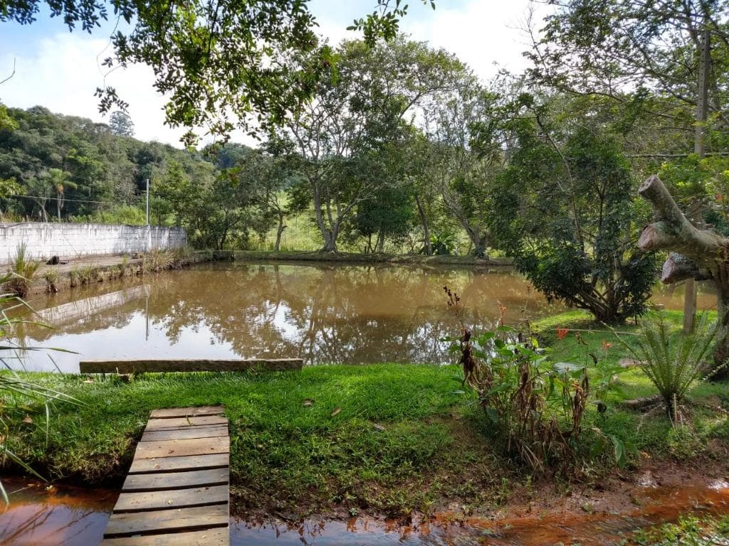 Chácara com 1 suíte no Encosta do Sol