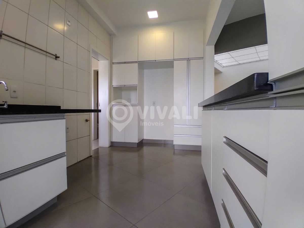 Apartamento com 3 suítes no Edifício Residencial Panorama — foto 3