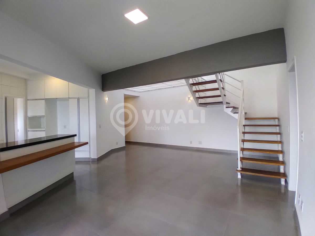 Apartamento com 3 suítes no Edifício Residencial Panorama