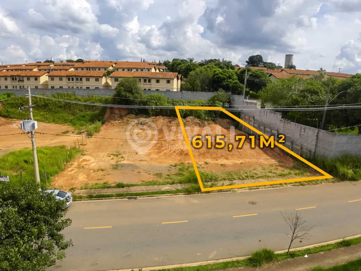 Terreno no Loteamento Parque dos Canários