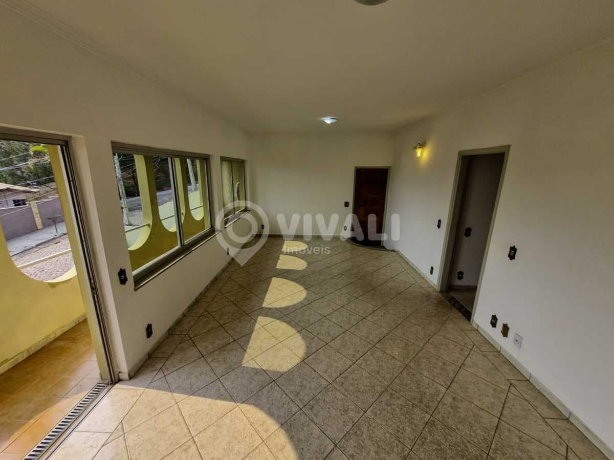 Casa de rua com 1 suíte no Vila Mutton
