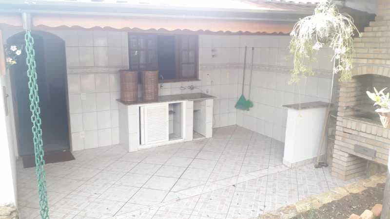 Casa de rua com 1 suíte no Jardim Coronel Peroba