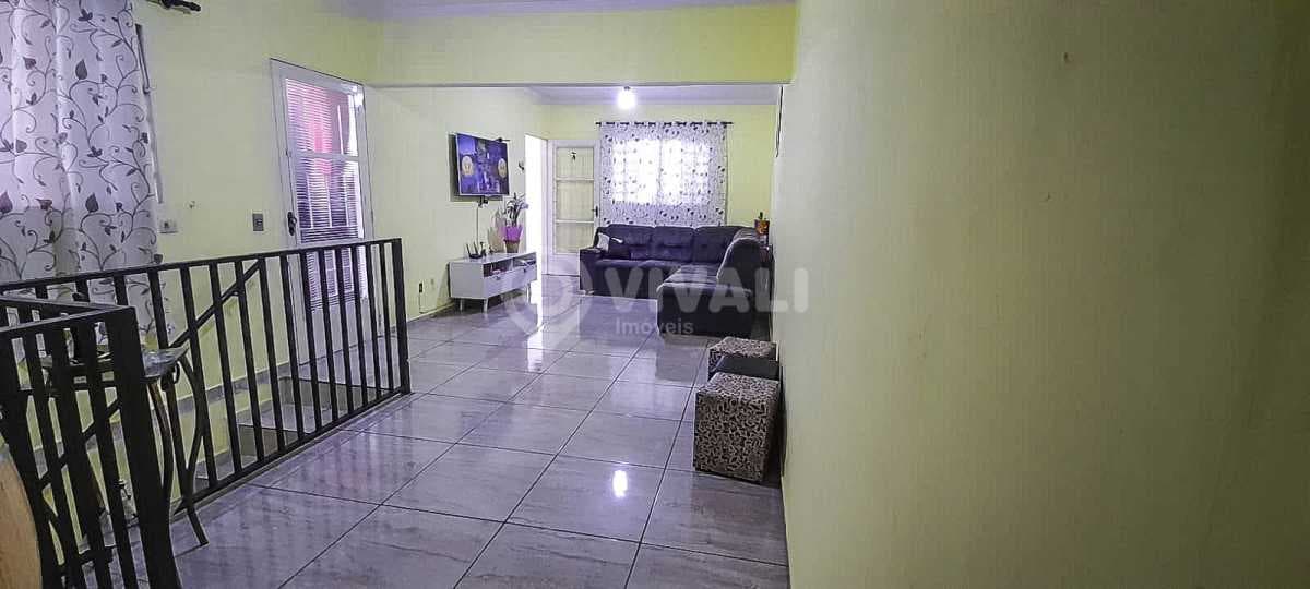 Casa de rua com 1 suíte no Vila Centenário — foto 2