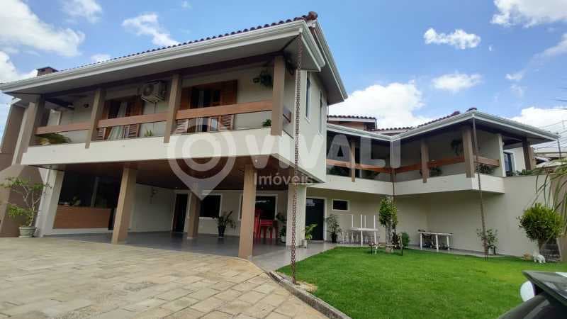 Casa de rua com 1 suíte no Vila Cruzeiro