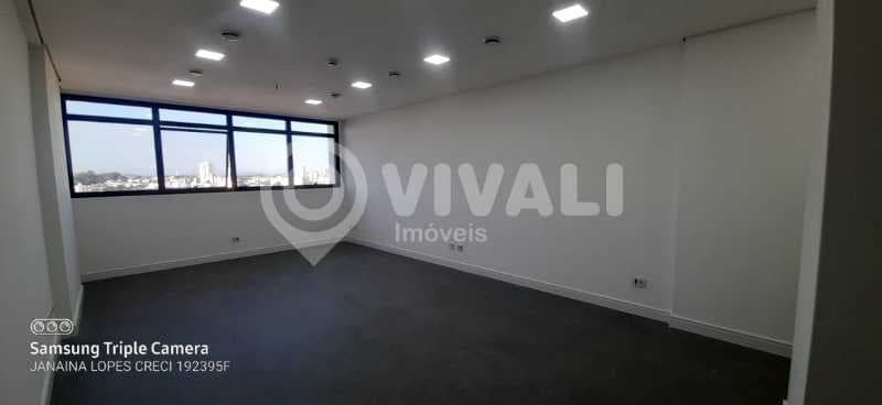 Sala no Edifício Praxx Comercial