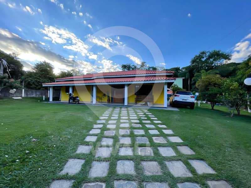Chácara com 2 suítes no Terras de São Sebastião