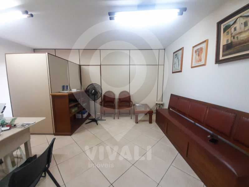 Sala no Centro