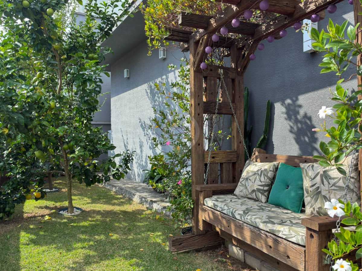 Casa em Condomínio com 3 suítes no Parque das Laranjeiras — foto 3