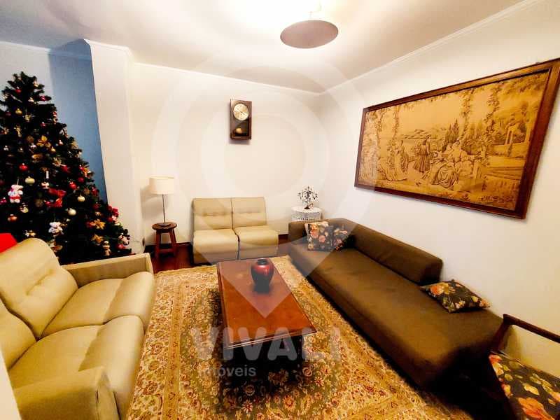 Casa de rua com 7 quartos no Centro — foto 3