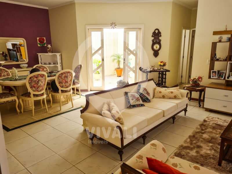 Casa de rua com 1 suíte no Giardino D´ Itália