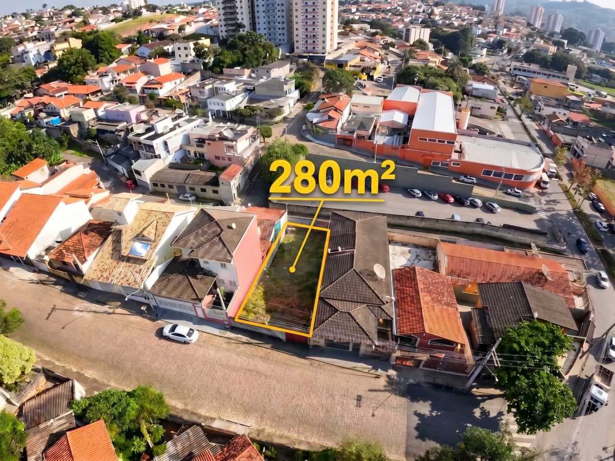 Terreno no Jardim Ipê