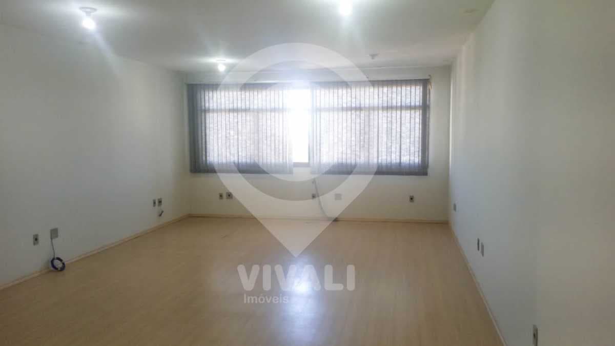 Sala no Edifício Lex Tower