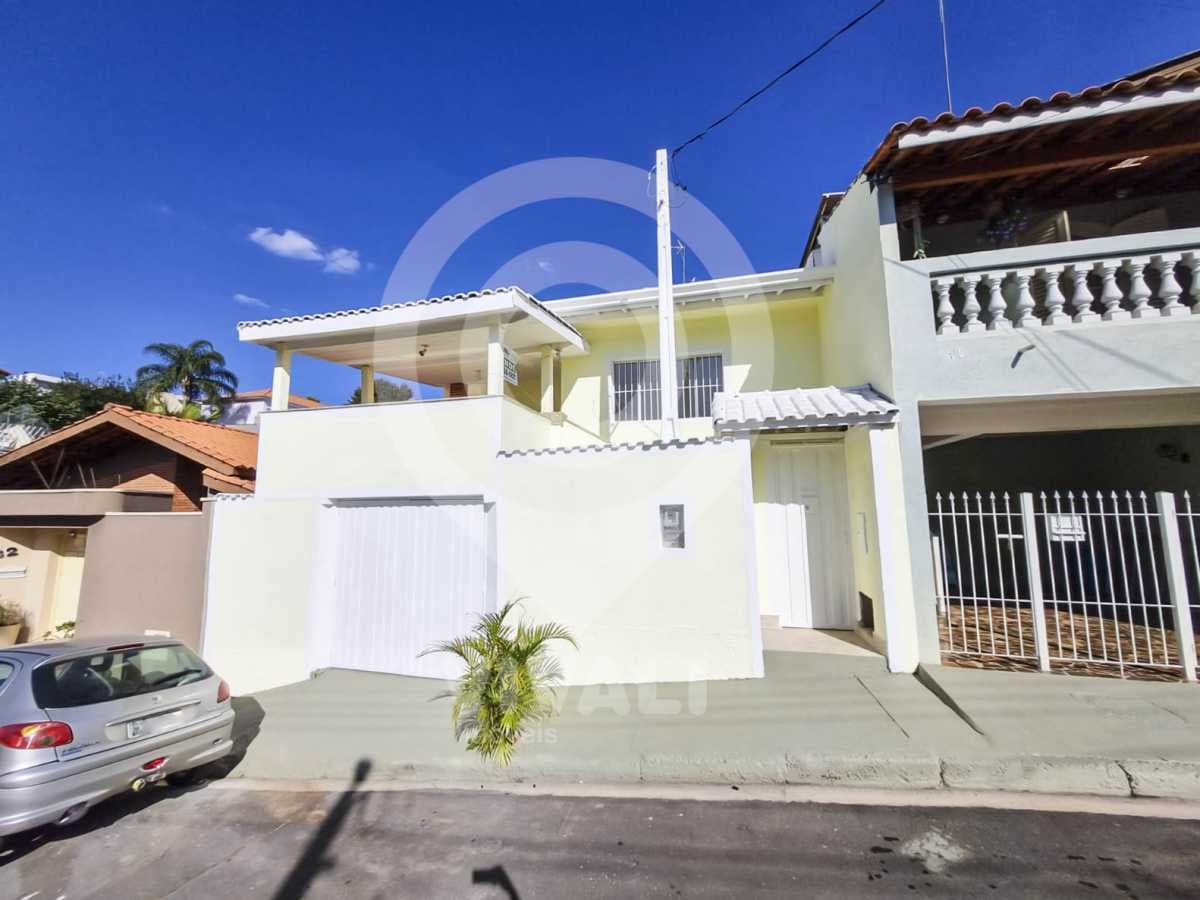 Casa de rua com 2 suítes no Vila Cruzeiro