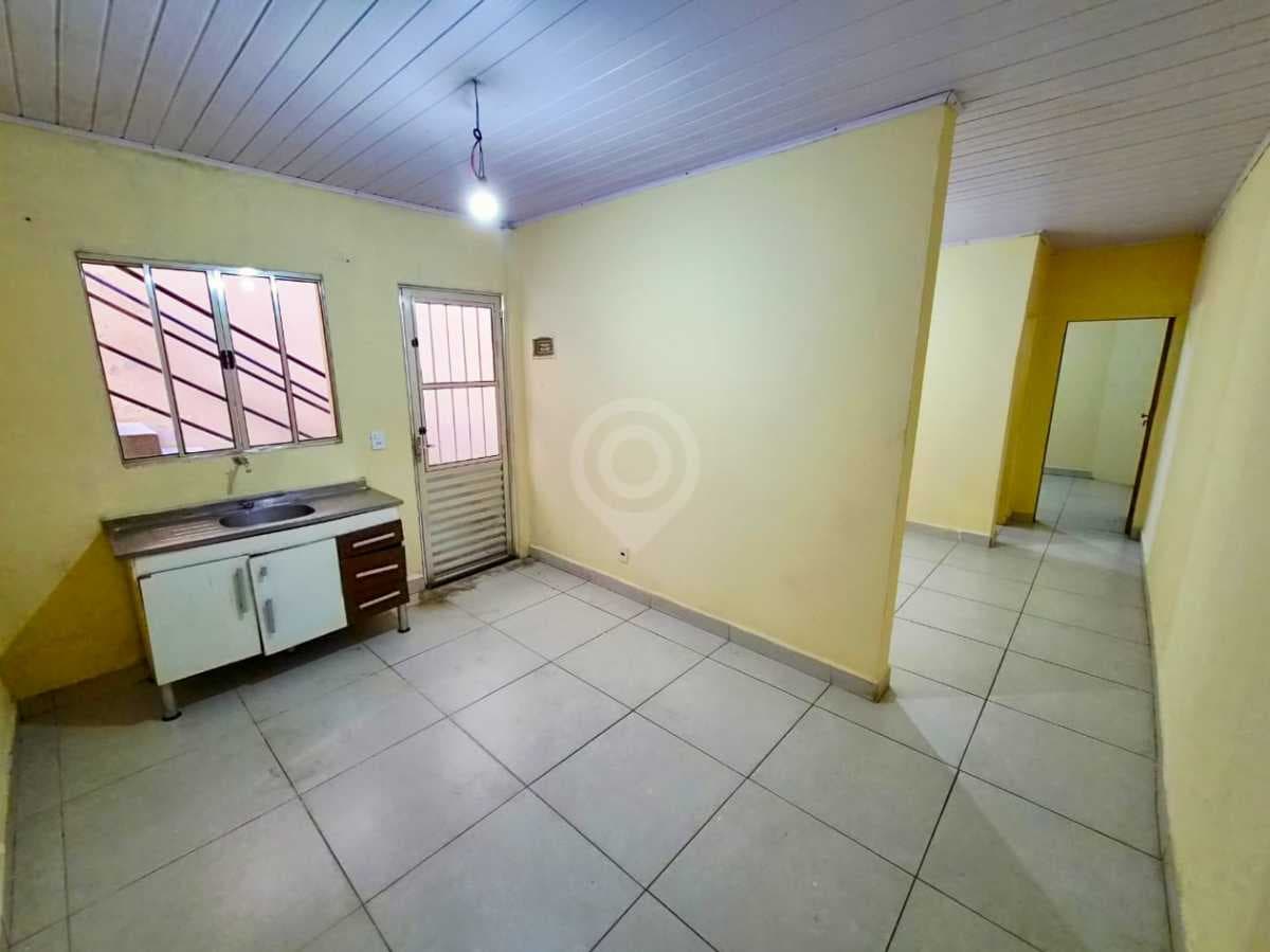 Casa de rua com 1 quarto no Parque da Colina — foto 2