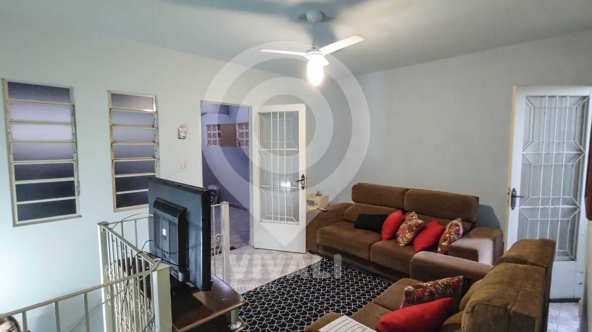Casa de rua com 3 quartos no Jardim Galetto — foto 3