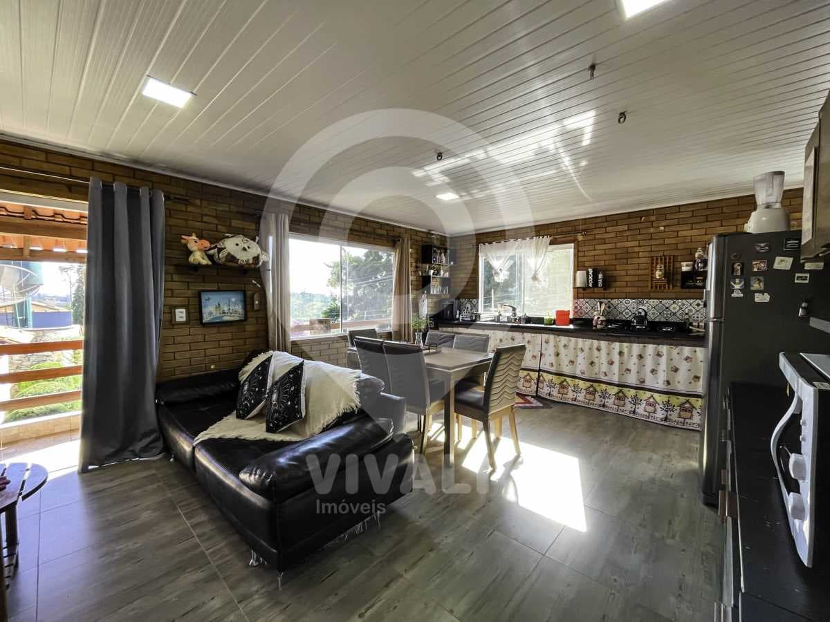 Casa em Condomínio com 2 suítes no Parque da Fazenda