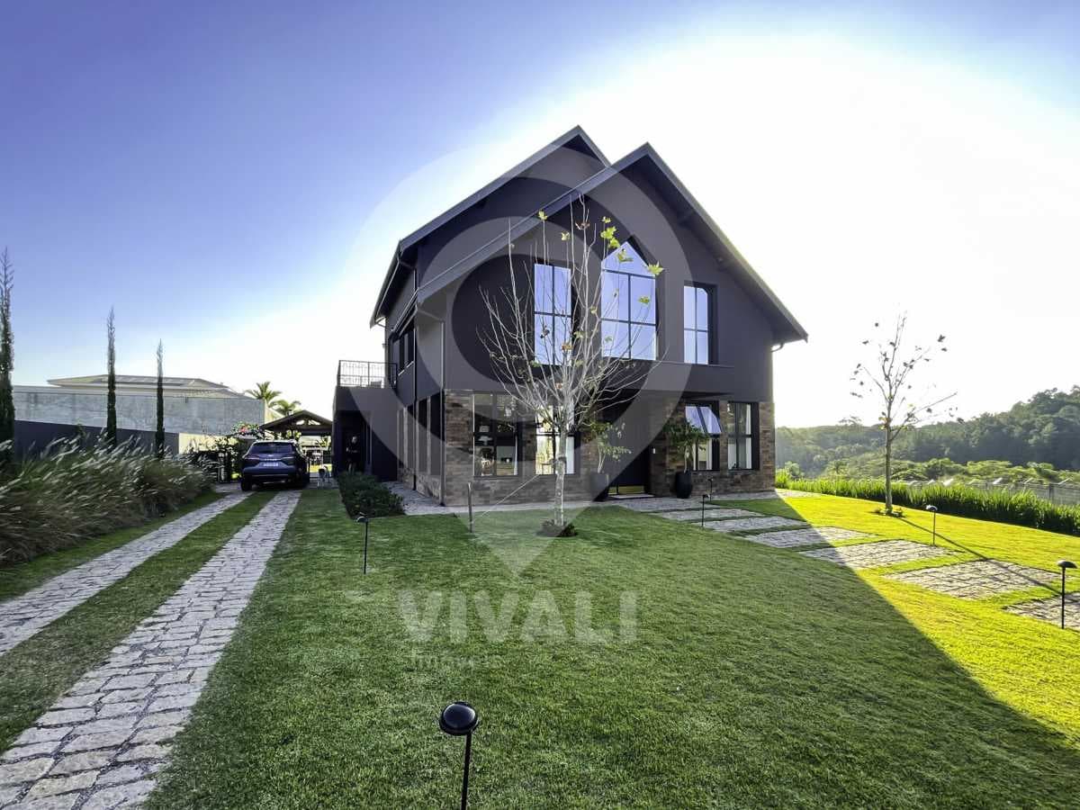 Casa em Condomínio com 4 suítes no Residencial Sete Lagos — foto 2