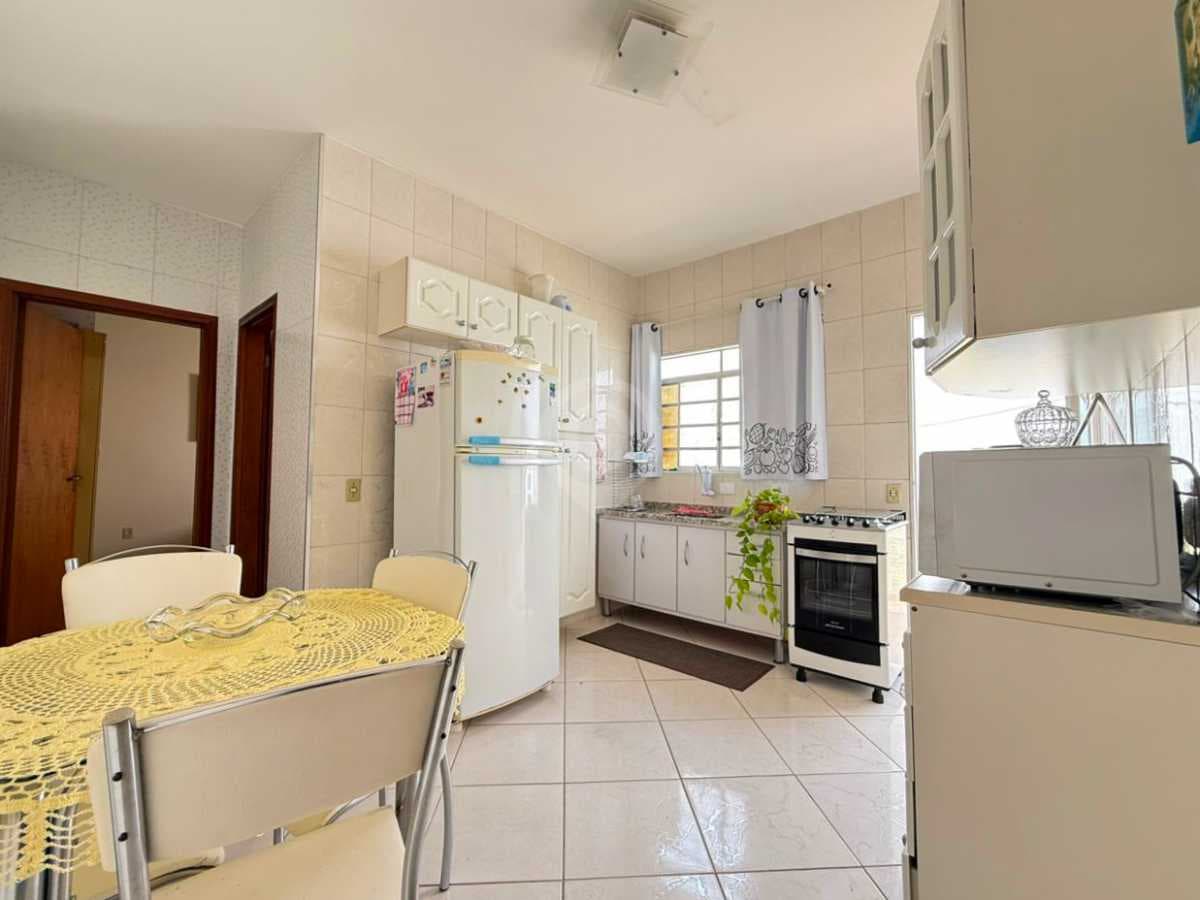 Casa de rua com 2 quartos no Jardim Tereza — foto 3