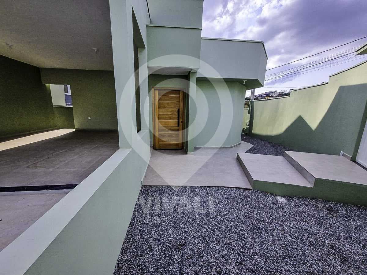 Casa de rua com 1 suíte no Loteamento Residencial Central Park II