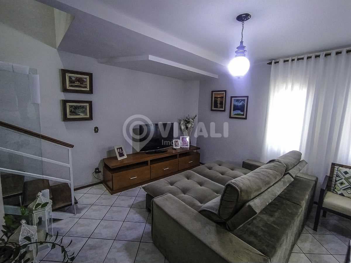Casa de rua com 1 suíte no Residencial Flamboyant — foto 2