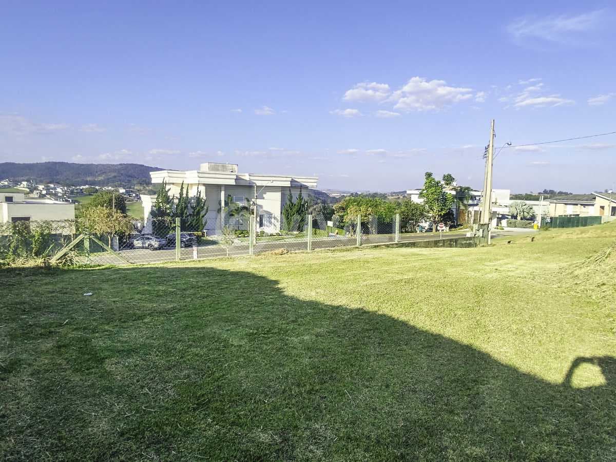 Terreno no Residencial Villaggio Paradiso