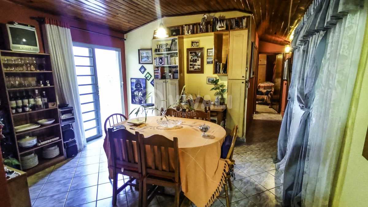 Casa em Condomínio com 2 quartos no Condomínio Clube de Campo Fazenda — foto 3