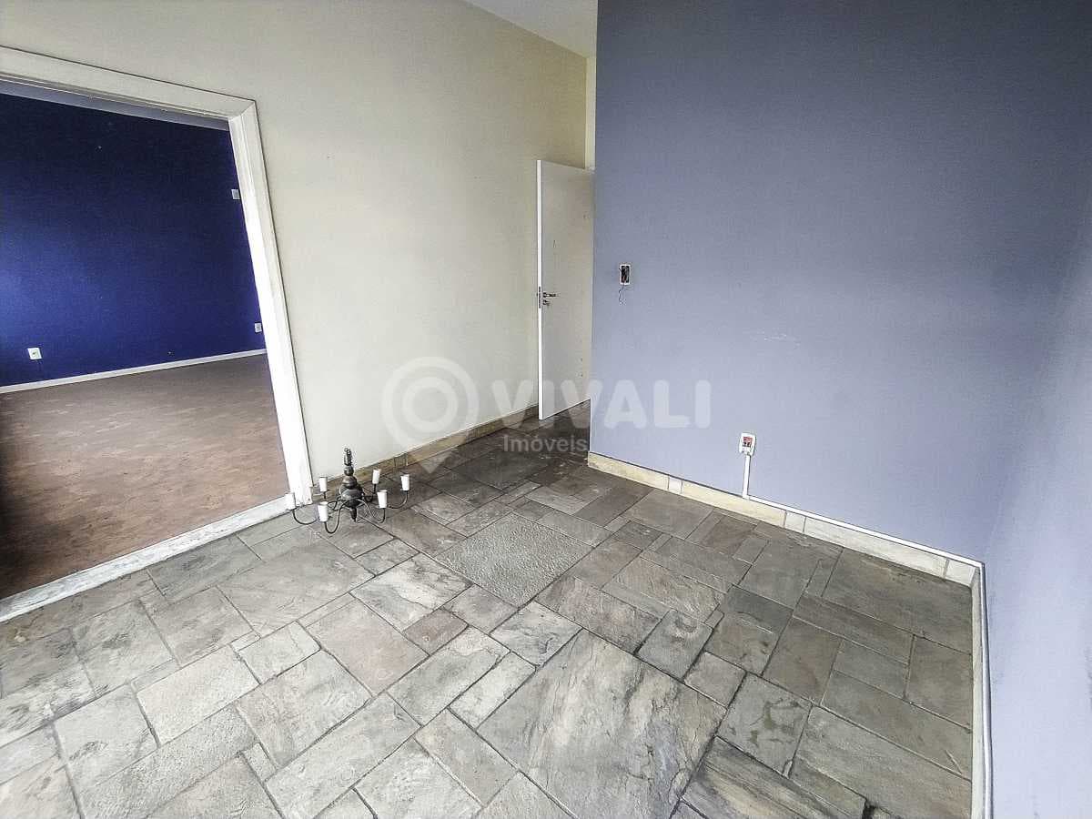 Casa de rua com 2 suítes no Centro — foto 3