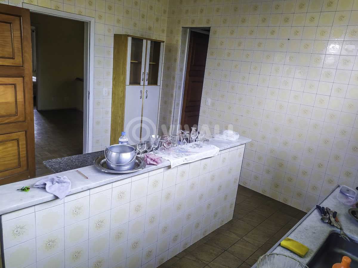 Casa de rua com 2 suítes no Centro — foto 3