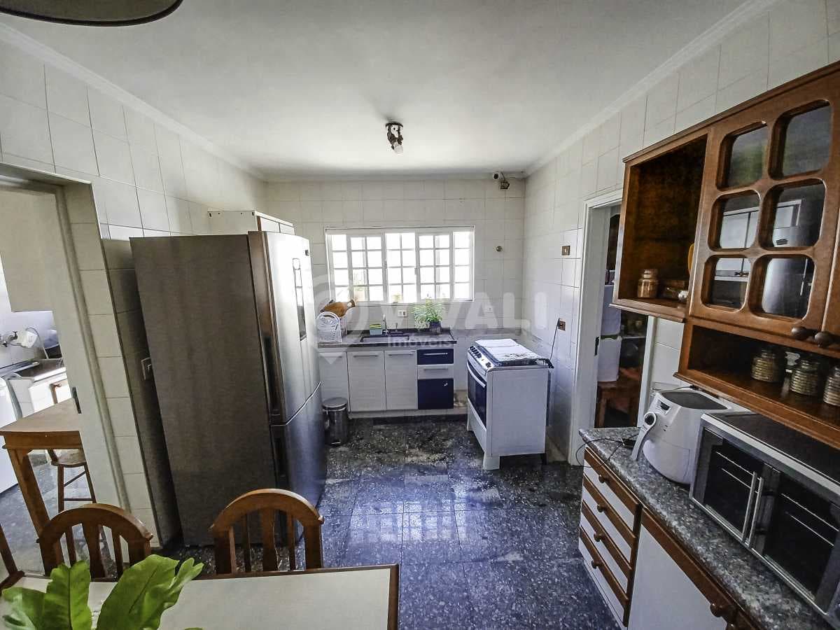Casa de rua com 2 suítes no Jardim São José — foto 3