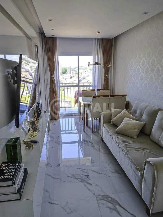 Apartamento com 2 quartos no Loteamento Morrão Da Força