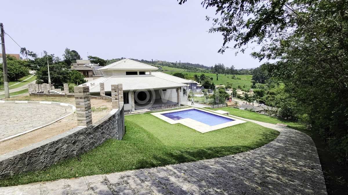 Casa em Condomínio com 4 suítes no Cachoeiras do Imaratá