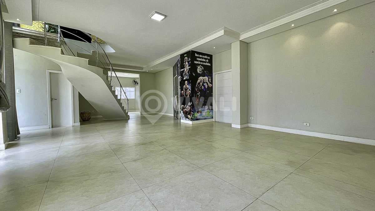 Casa de rua com 3 suítes no Jardim Virgínia — foto 2