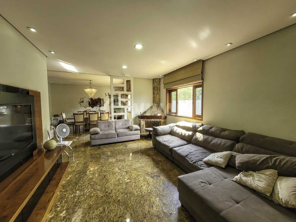 Casa em Condomínio com 1 suíte no Jardim Santa Rosa