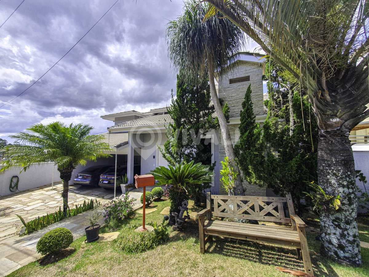 Casa em Condomínio com 5 suítes no Parque das Laranjeiras — foto 2