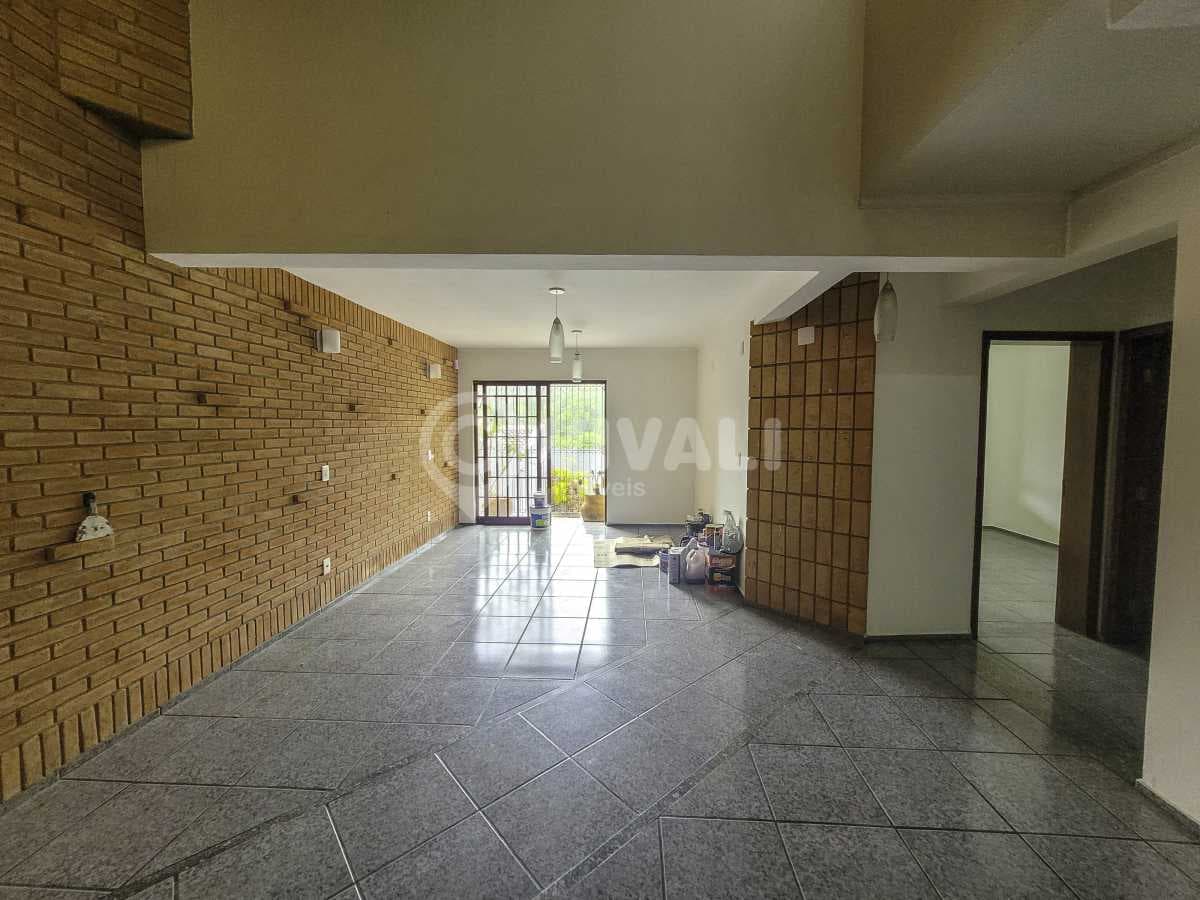Casa de rua com 1 suíte no Vila Brasileira — foto 2