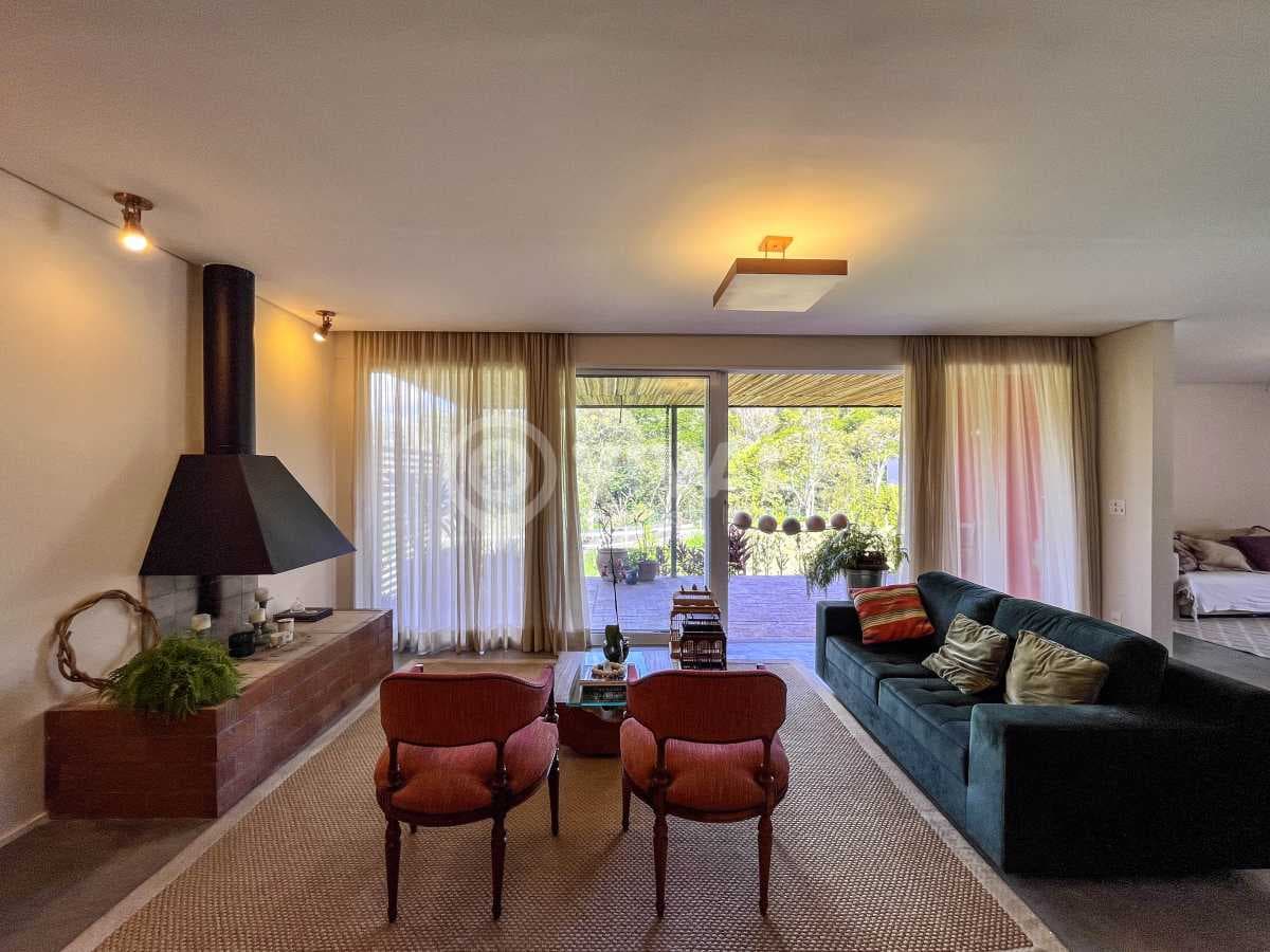 Casa em Condomínio com 3 suítes no Condominio Village Das Palmeiras — foto 3