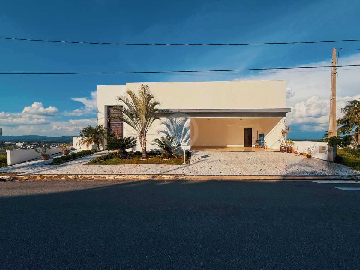 Casa em Condomínio com 4 suítes no Condomínio Itatiba Country Club