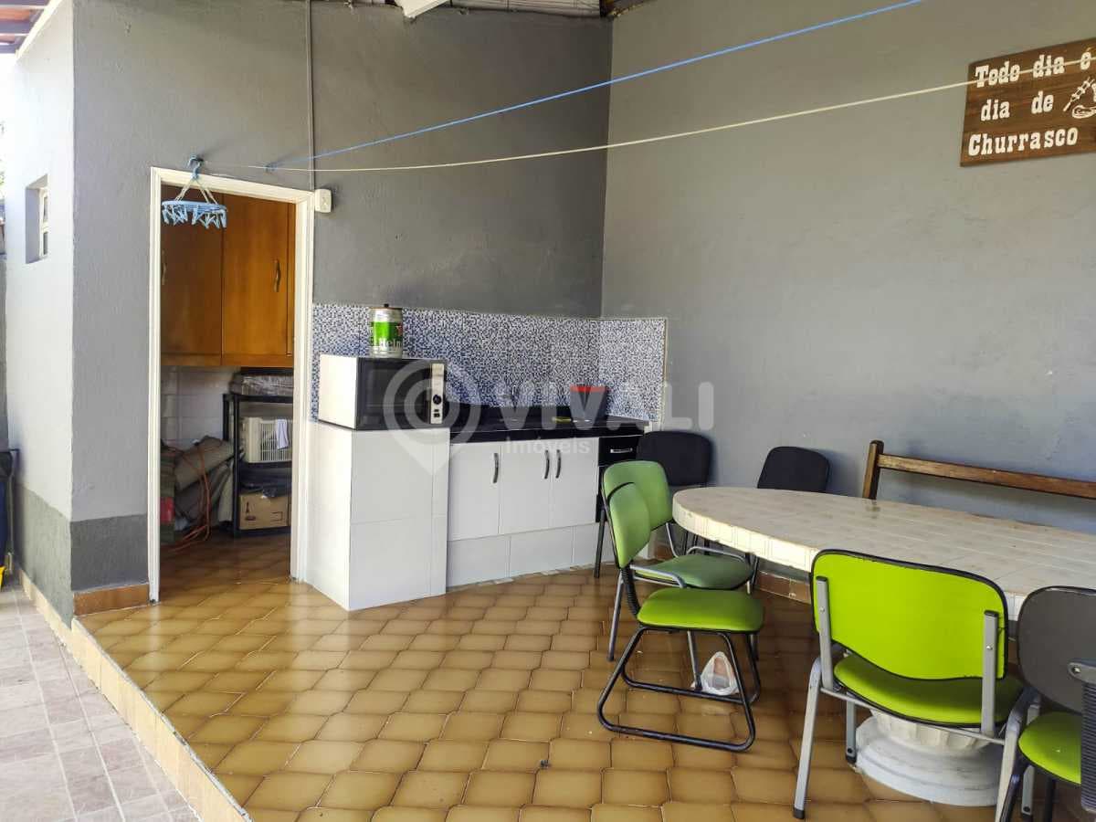 Casa em Condomínio com 1 suíte no Condomínio Clube de Campo Fazenda — foto 3