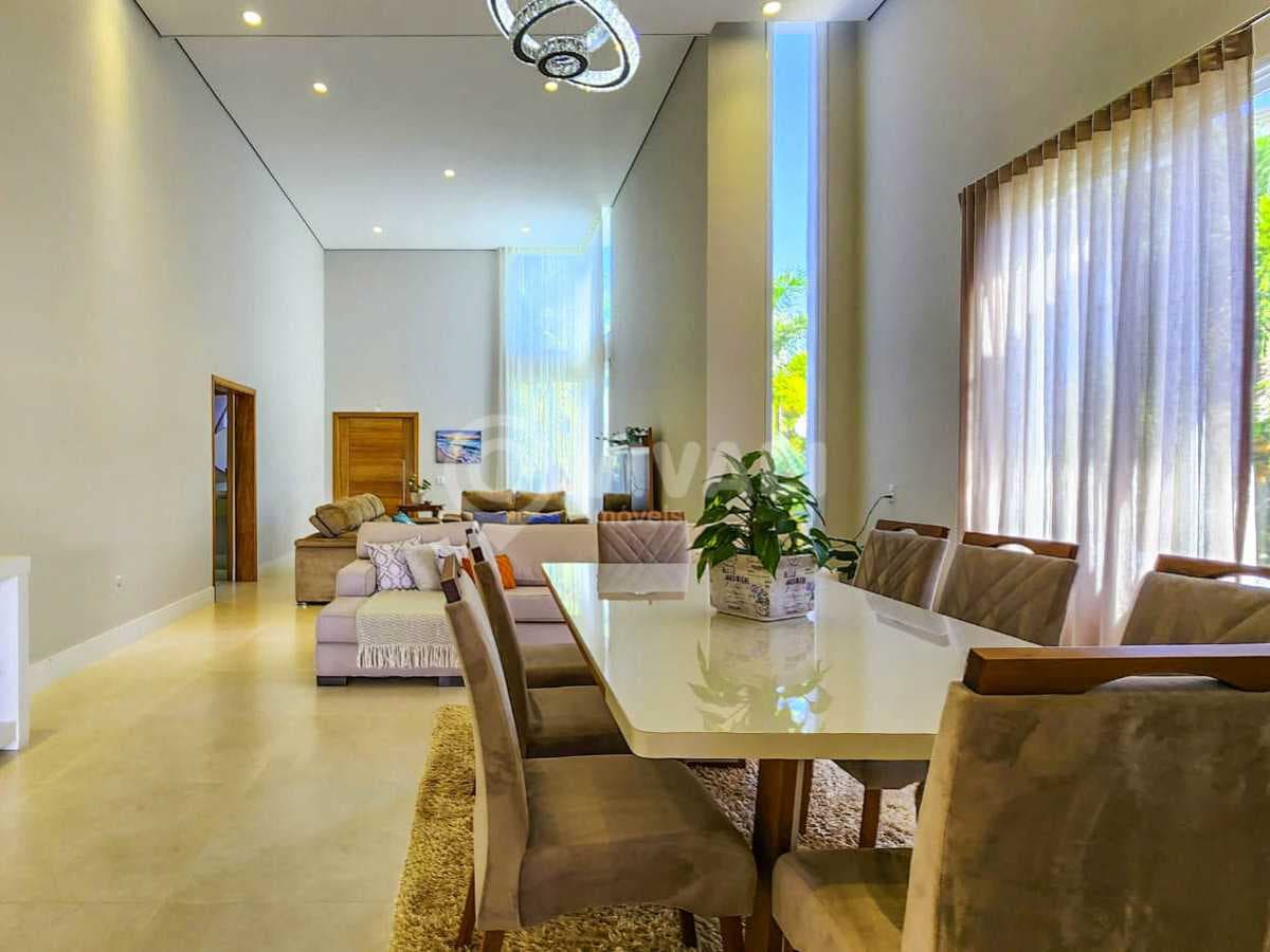 Casa em Condomínio com 3 suítes no Condominio Village Das Palmeiras — foto 3